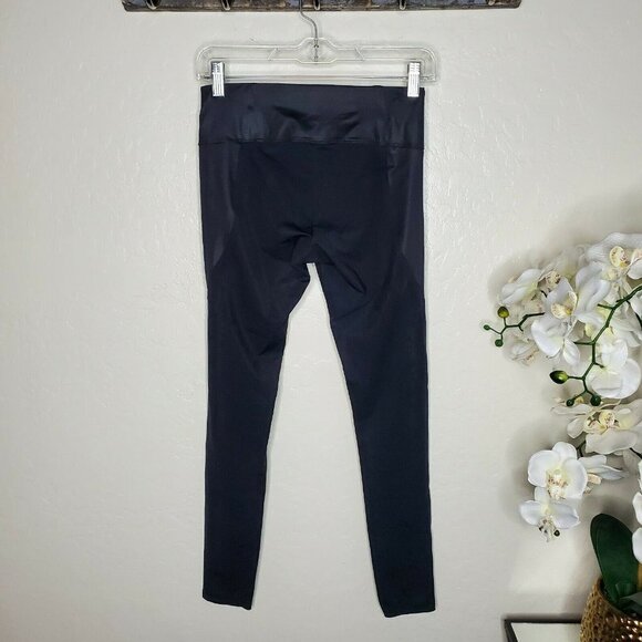 A DAY Throw & Roll Black Leggings Size XS - Picture 2 of 7